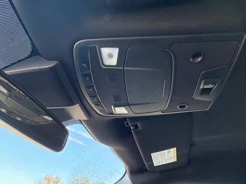 Used 2019 Ford F150 Platinum image 32