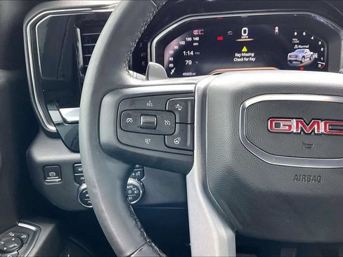 Used 2024 GMC Sierra 1500 SLT AWD/4WD image 10