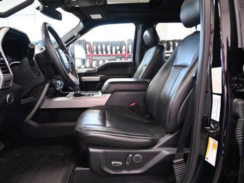 Used 2018 Ford F150 Lariat w/ Equipment Group 502A Luxury AWD/4WD image 10
