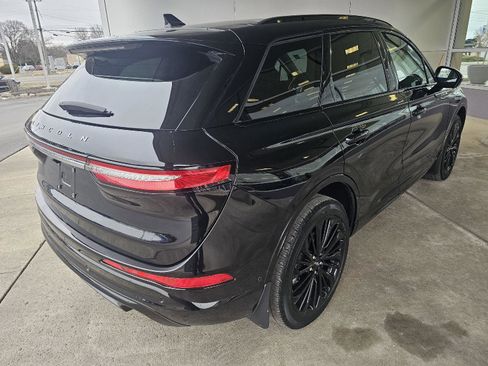 Used 2023 Lincoln Corsair Reserve w/ Equipment Group 202A image 5