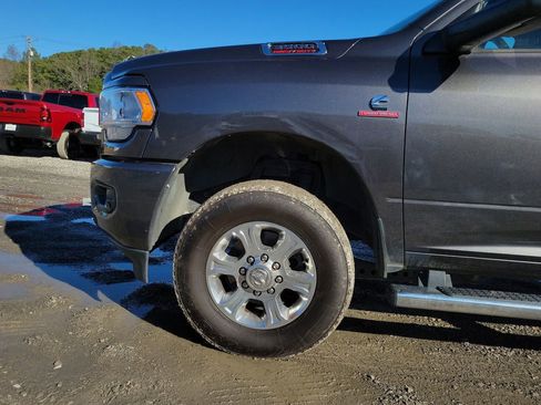 Used 2021 RAM 3500 Big Horn w/ Level 1 Equipment Group image 9