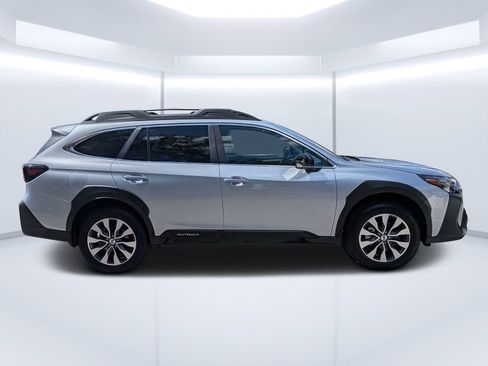Certified 2025 Subaru Outback Limited w/ Popular Package #2 AWD/4WD image 2
