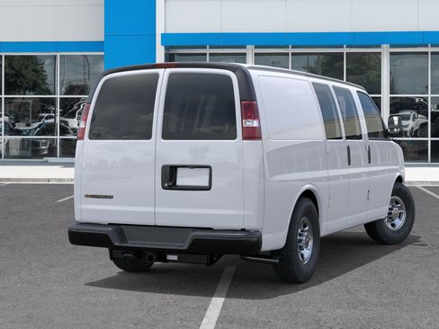 New 2026 Chevrolet Express 2500 RWD image 6