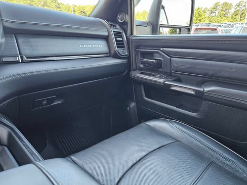 Used 2024 RAM 2500 Limited AWD/4WD image 11