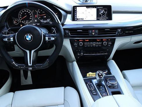 Used 2017 BMW X6 M AWD/4WD image 19