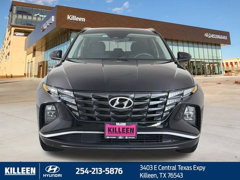 Used 2024 Hyundai Tucson SEL FWD image 2