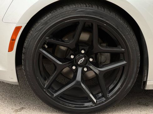 Used 2017 Chevrolet Camaro LT w/ RS Package image 10