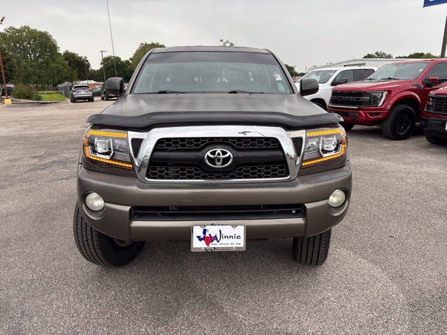 Used 2011 Toyota Tacoma PreRunner w/ SR5 Pkg #2 RWD image 2