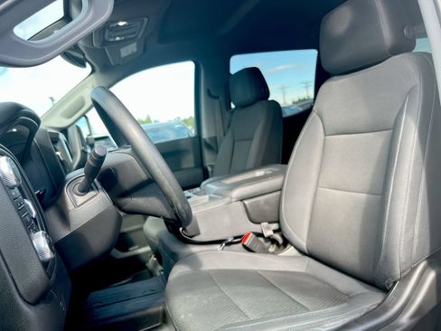 Used 2020 GMC Sierra 1500 4x4 Crew Cab w/ Convenience Package image 16
