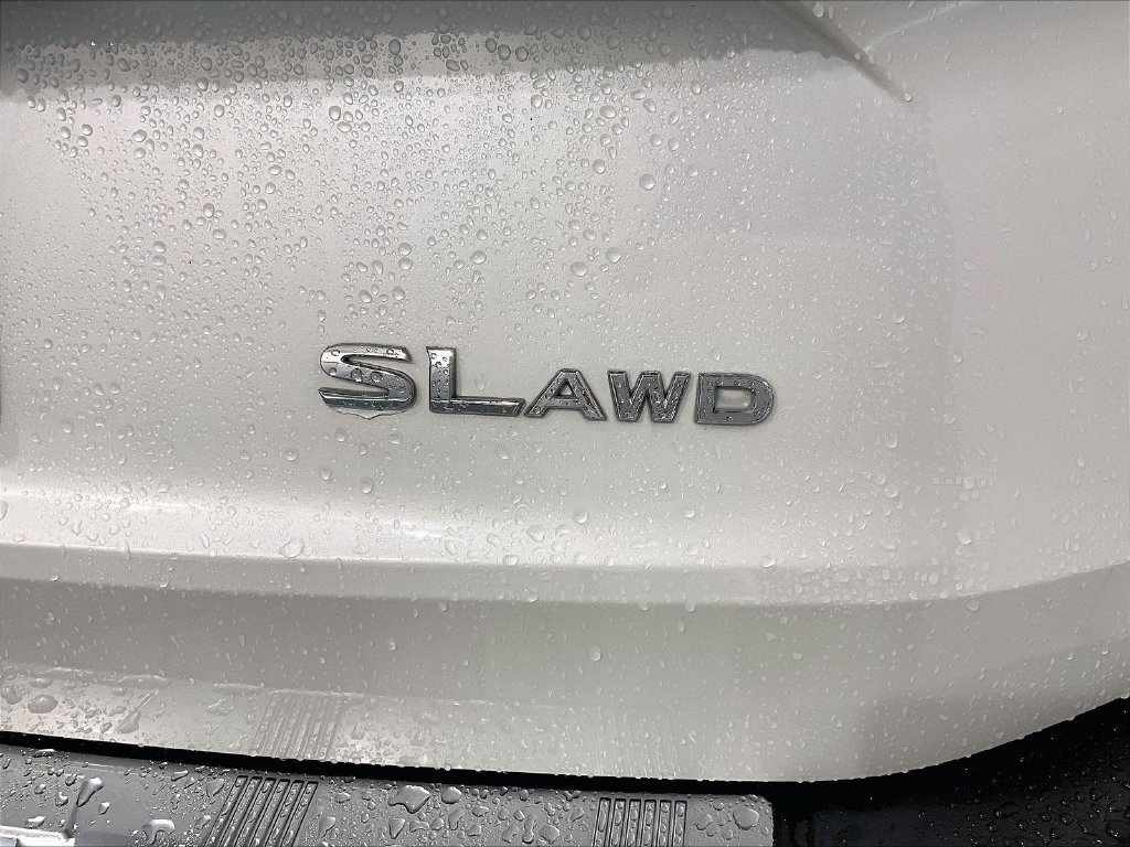 Used 2023 Nissan Rogue SL AWD/4WD image 29