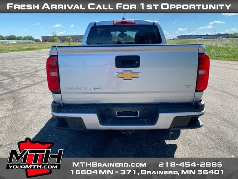 Used 2019 Chevrolet Colorado LT AWD/4WD image 7