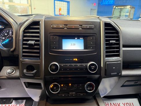 Used 2018 Ford Expedition XLT AWD/4WD image 25