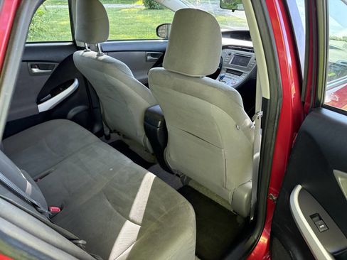 Used 2013 Toyota Prius Two FWD image 27