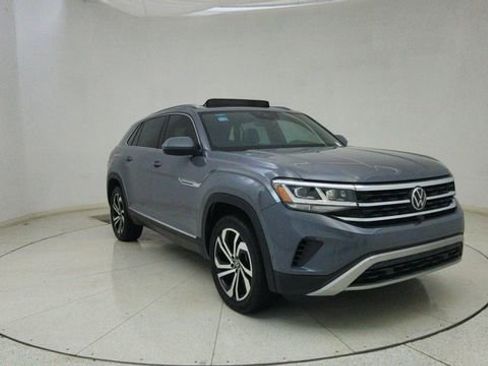 Used 2020 Volkswagen Atlas Cross Sport SEL Premium image 66