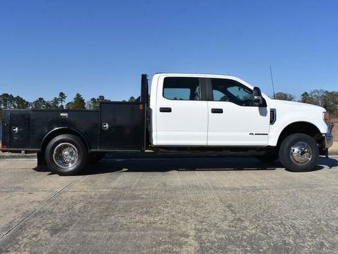 Used 2022 Ford F350 XL w/ Power Equipment Group image 3