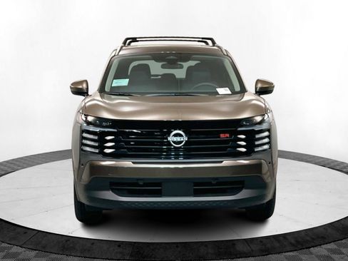 New 2025 Nissan Kicks SR image 8