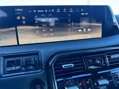 Used 2025 Nissan Armada PRO-4X image 20