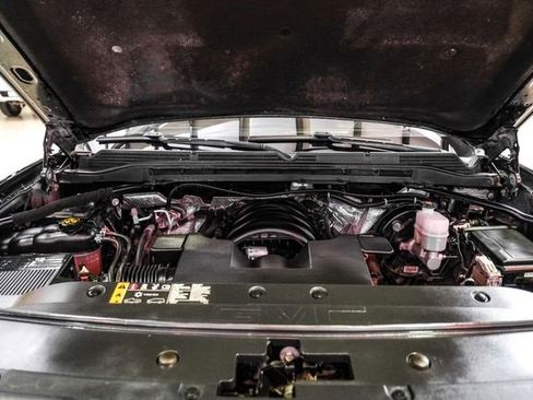 Used 2018 GMC Sierra 1500 SLT w/ All Terrain X Package image 7