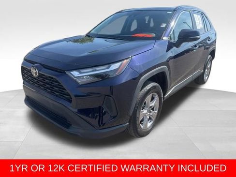 Used 2022 Toyota RAV4 XLE w/ Convenience Package image 1