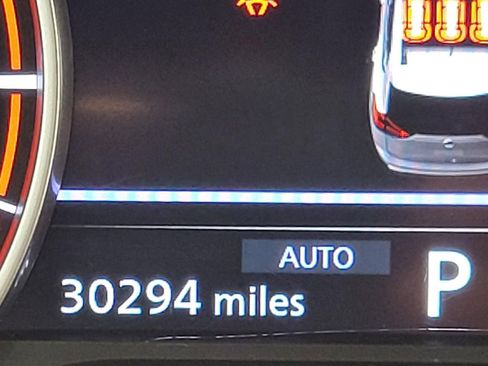 Certified 2025 Nissan Rogue SV image 34