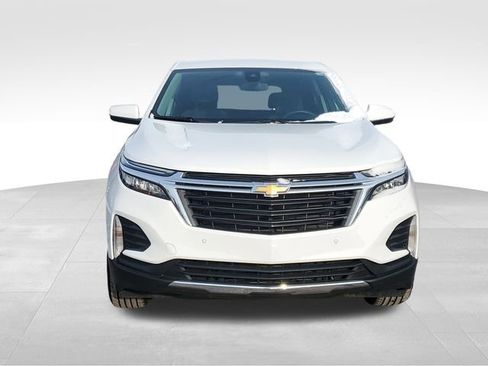 Certified 2024 Chevrolet Equinox LT w/ LPO, Floor Liner Package image 8