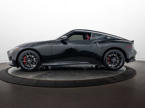 Used 2024 Nissan Z Performance w/ Floor Mat Package RWD image 6