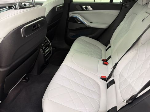 Used 2024 BMW X6 xDrive40i w/ Premium Package AWD/4WD image 22
