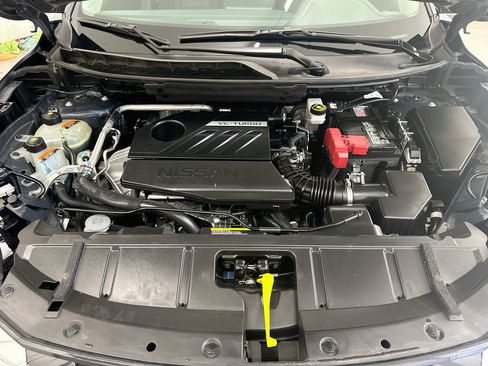 Used 2025 Nissan Rogue SV AWD/4WD image 34