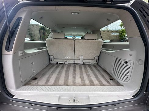 Used 2012 Chevrolet Suburban LT w/ Luxury Package image 11