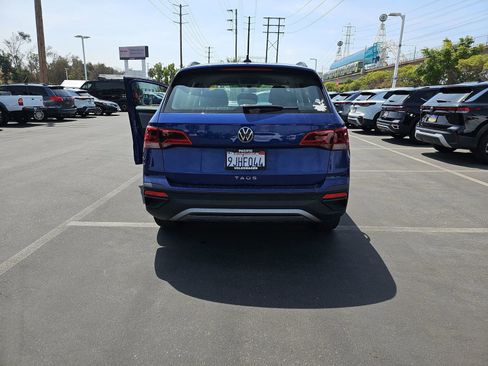 Certified 2023 Volkswagen Taos S FWD image 11