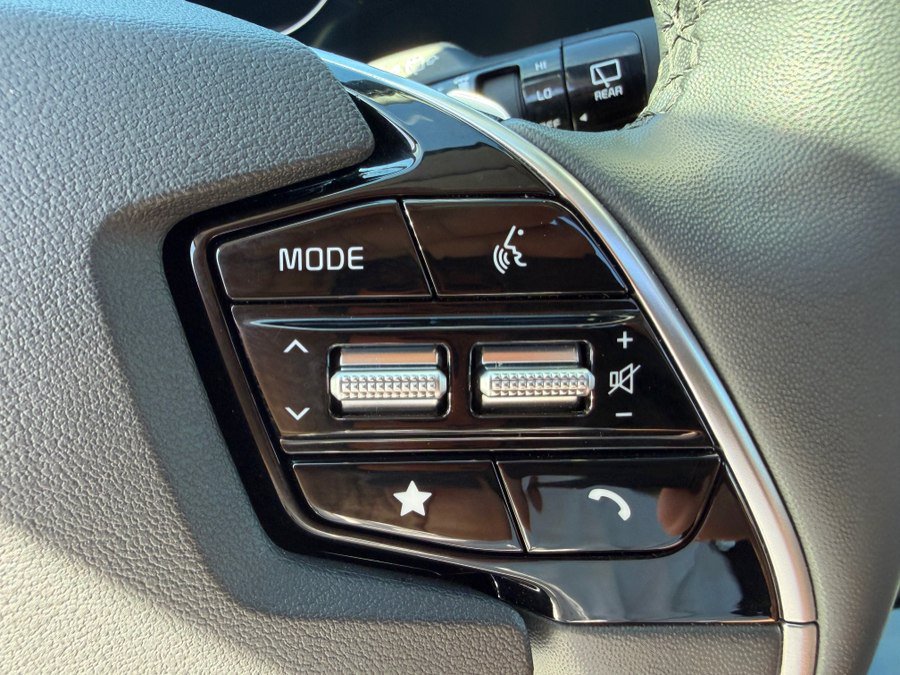 Used 2024 Kia Niro Wave FWD image 17