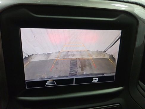 Used 2023 Chevrolet Silverado 1500 Custom image 21