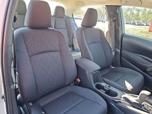 Used 2024 Toyota Corolla LE image 12