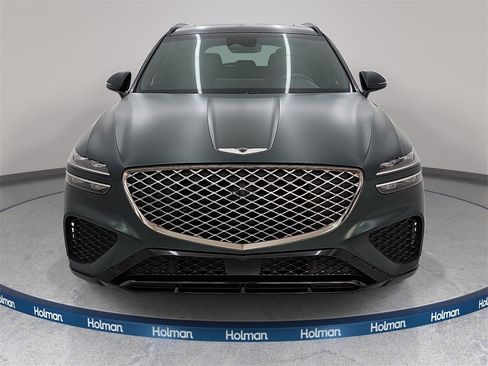 Used 2024 Genesis GV70 2.5T w/ Sport Prestige Package image 3