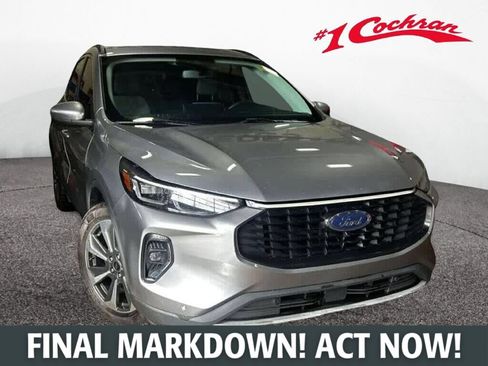 Used 2023 Ford Escape Platinum FWD image 1