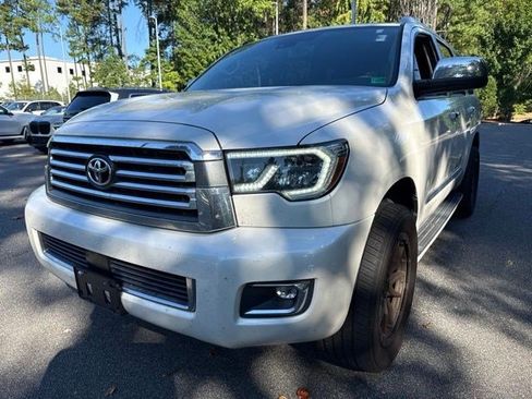 Used 2021 Toyota Sequoia Platinum AWD/4WD image 1
