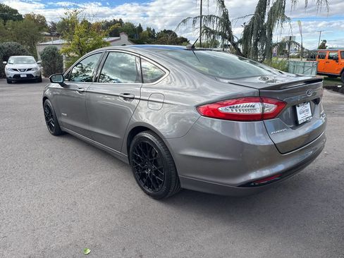 Used 2013 Ford Fusion Titanium image 5