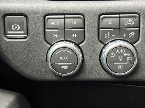 New 2026 GMC Sierra 1500 Elevation w/ Elevation Premium Package image 30