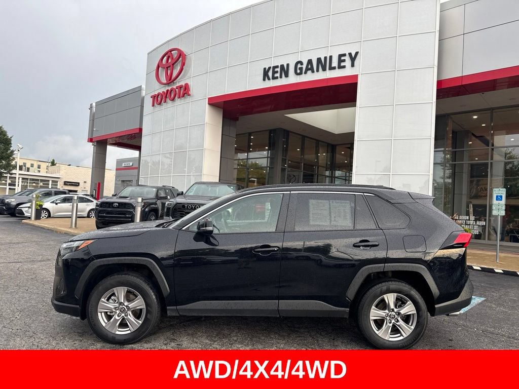 Certified 2025 Toyota RAV4 XLE AWD/4WD image 3
