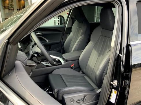 New 2025 Audi Q5 Premium Plus image 8