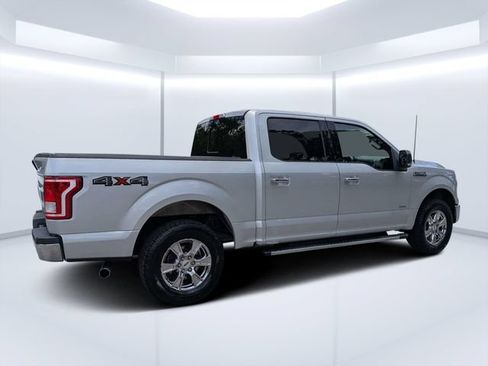Used 2017 Ford F150 XLT w/ Equipment Group 302A Luxury AWD/4WD image 3