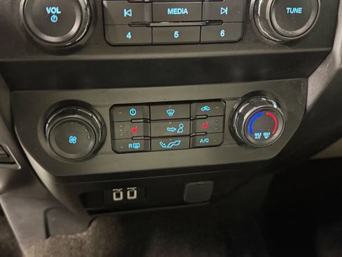 Used 2019 Ford F150 XLT w/ Equipment Group 302A Luxury image 13