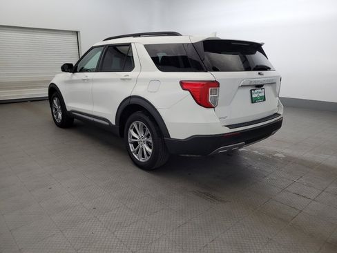 Used 2020 Ford Explorer XLT w/ Equipment Group 202A AWD/4WD image 5