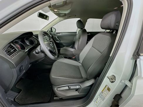 Used 2020 Volkswagen Tiguan S FWD image 20
