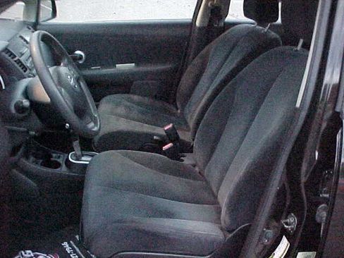 Used 2010 Nissan Versa 1.8 S w/ PWR Plus Pkg image 17