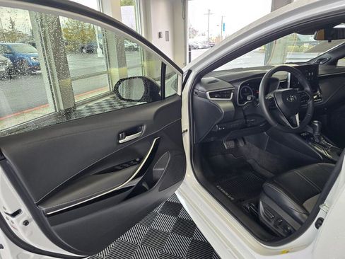 Certified 2023 Toyota Corolla XSE image 18