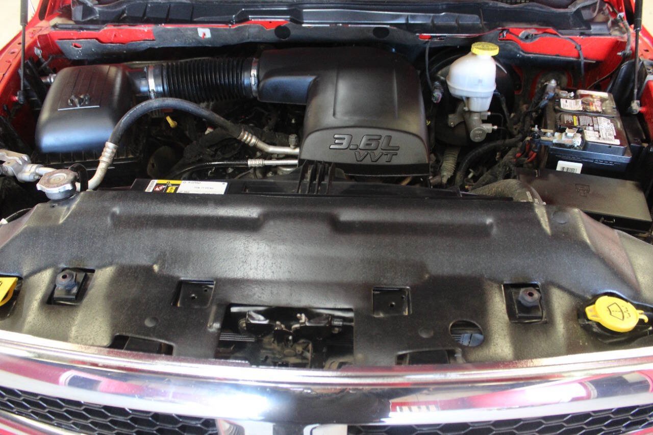 Used 2020 RAM 1500 Tradesman w/ Tradesman SXT Package RWD image 8