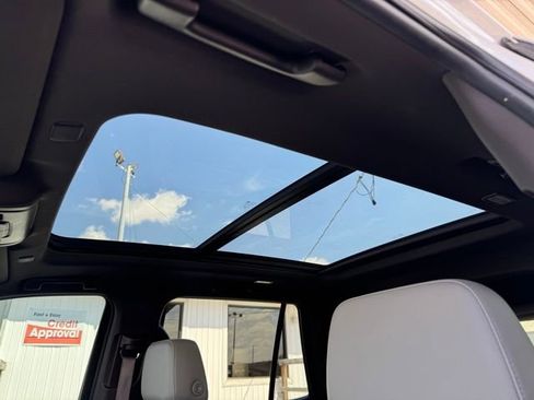 Used 2021 Chevrolet Tahoe Z71 w/ Z71 Signature Package image 20