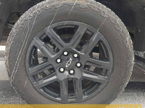 Used 2023 Chevrolet Silverado 1500 RST image 9