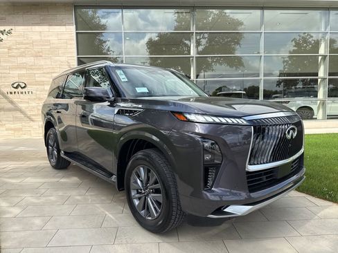 Certified 2026 INFINITI QX80 Pure AWD/4WD image 3